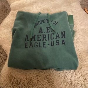 Men’s American eagle sweater